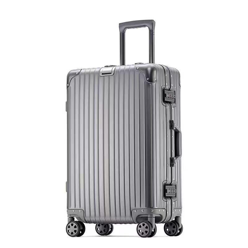 TITAN ALUMINIUM LUGGAGE - Large